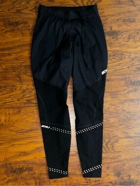 2XU Performance Running Tights Black + Reflective Accents Compression Leggings